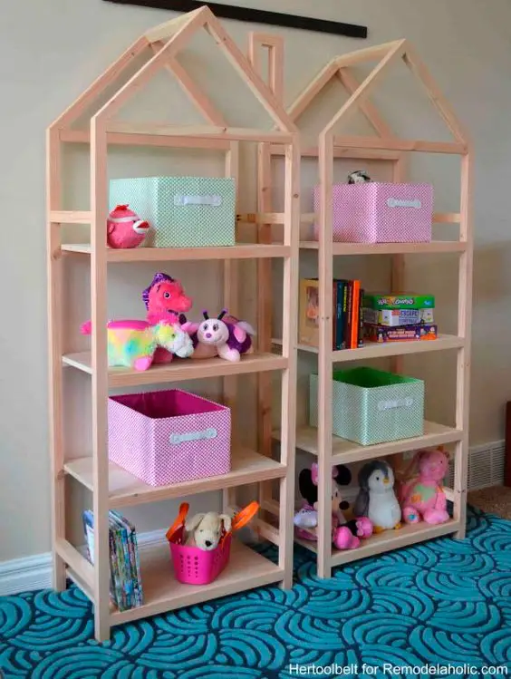 Decoração de quarto com espaço para organizar os brinquedos